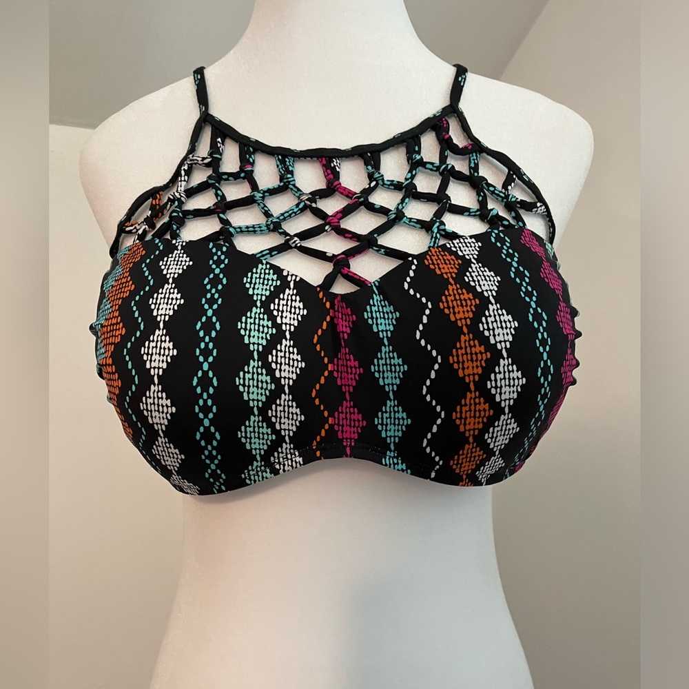 Apt. 9 Swim top